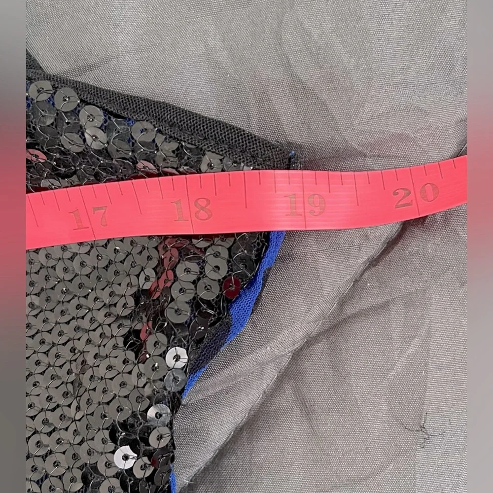 NWOT ALFANI Women's Sleeveless Sequins and Royal Blue and Black Blouse. Size:XL. - Picture 5 of 8
